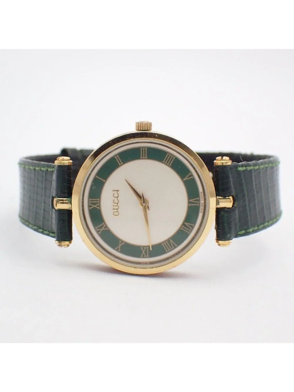 Gucci Round Watch Gold